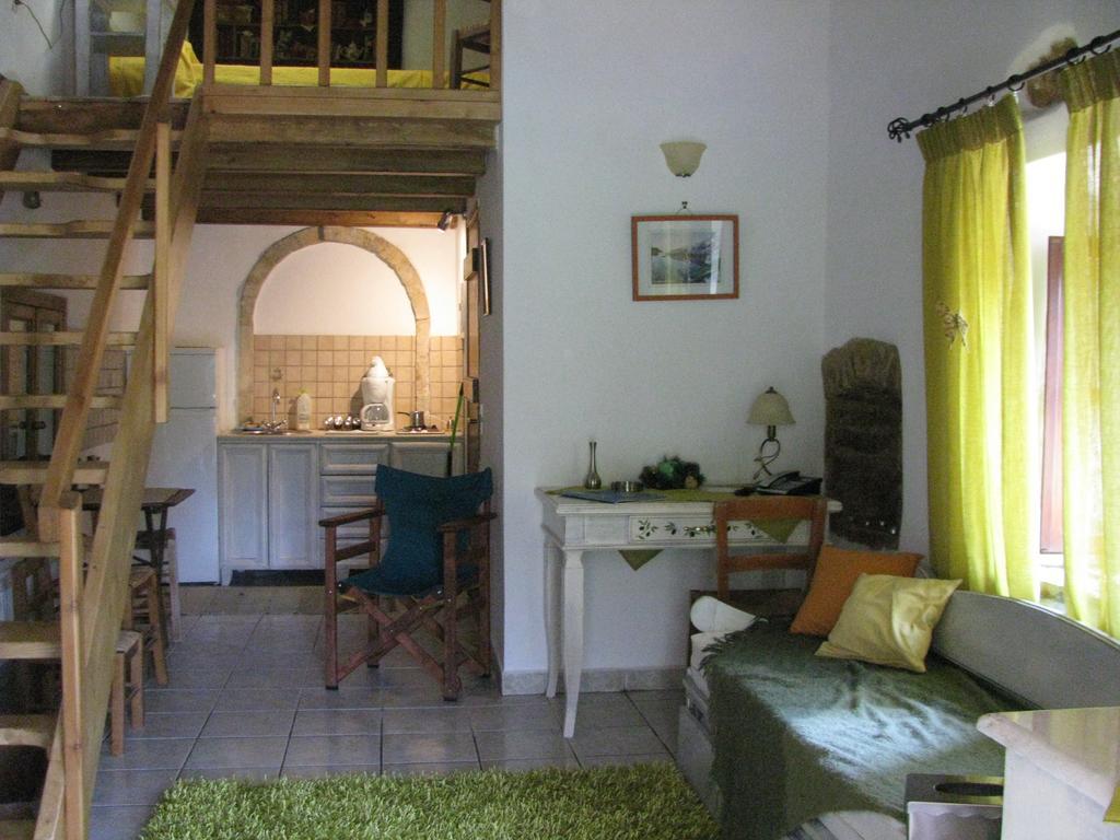 Porfyrousa Traditional Hotel Milopotamos  Eksteriør bilde